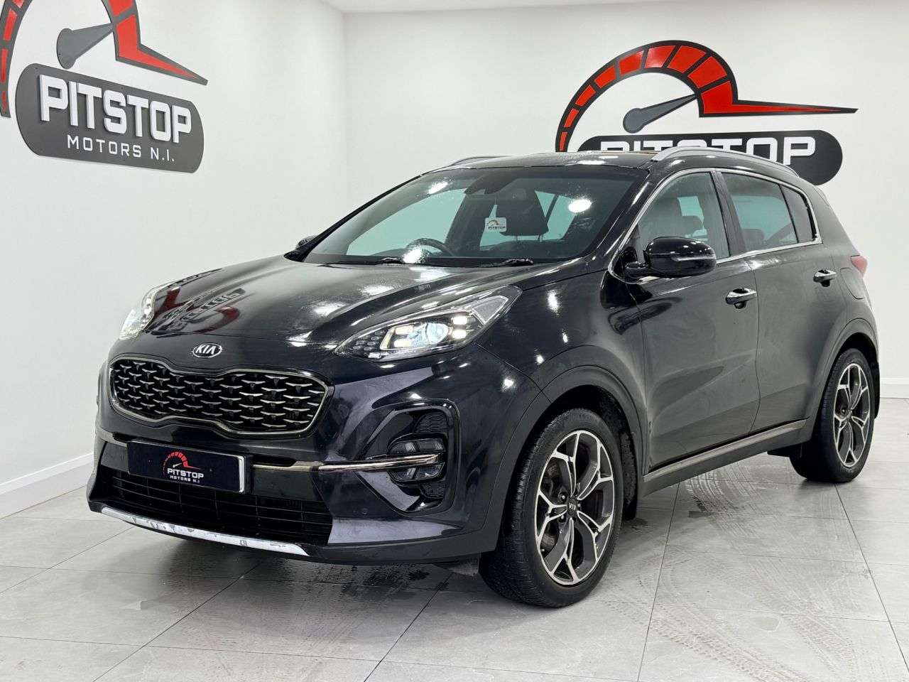 A 2018 KIA SPORTAGE 1.6 CRDi GT-Line SUV 5dr Diesel DCT Euro 6 (s/s) (134 bhp) A 2018 KIA SPORTAGE 1.6 CRDi GT-Line SUV 5dr Diesel DCT Euro 6 (s/s) (134 bhp)