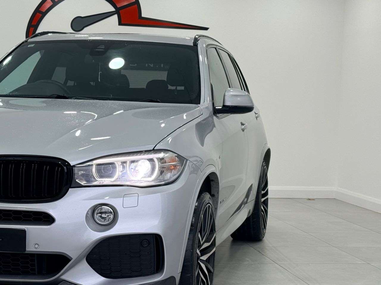 A 2015 BMW X5 3.0 30d M Sport SUV 5dr Diesel Auto xDrive Euro 6 (s/s) (258 ps) A 2015 BMW X5 3.0 30d M Sport SUV 5dr Diesel Auto xDrive Euro 6 (s/s) (258 ps)