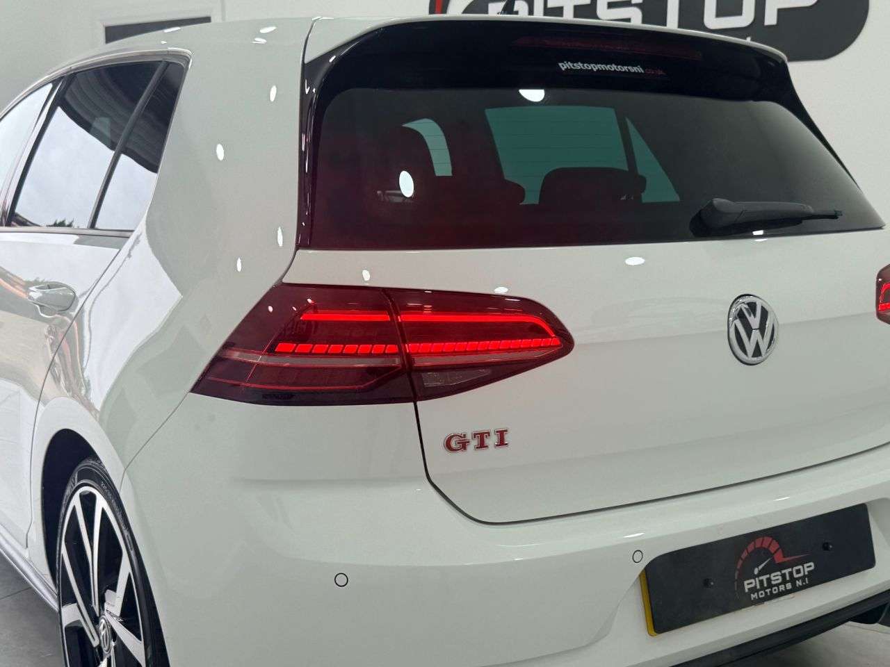 2019 VOLKSWAGEN GOLF 2019 VOLKSWAGEN GOLF