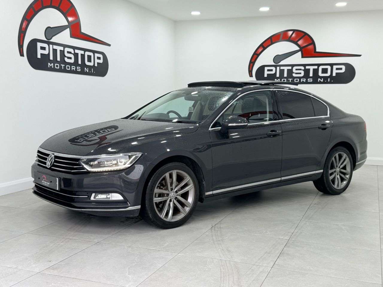 A 2019 VOLKSWAGEN PASSAT 2.0 TDI GT Saloon 4dr Diesel DSG Euro 6 (s/s) (190 ps) A 2019 VOLKSWAGEN PASSAT 2.0 TDI GT Saloon 4dr Diesel DSG Euro 6 (s/s) (190 ps)