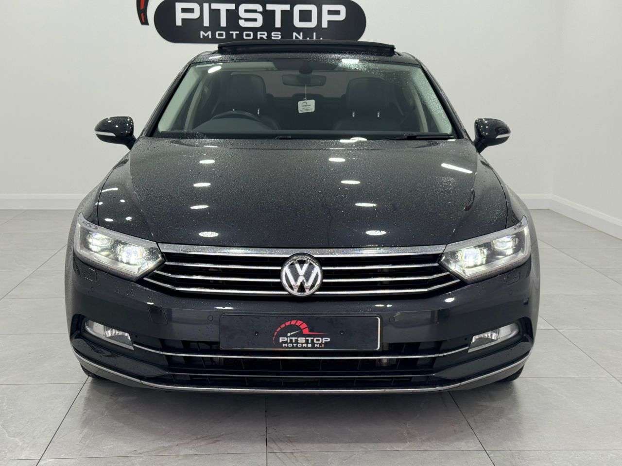 A 2019 VOLKSWAGEN PASSAT 2.0 TDI GT Saloon 4dr Diesel DSG Euro 6 (s/s) (190 ps) A 2019 VOLKSWAGEN PASSAT 2.0 TDI GT Saloon 4dr Diesel DSG Euro 6 (s/s) (190 ps)