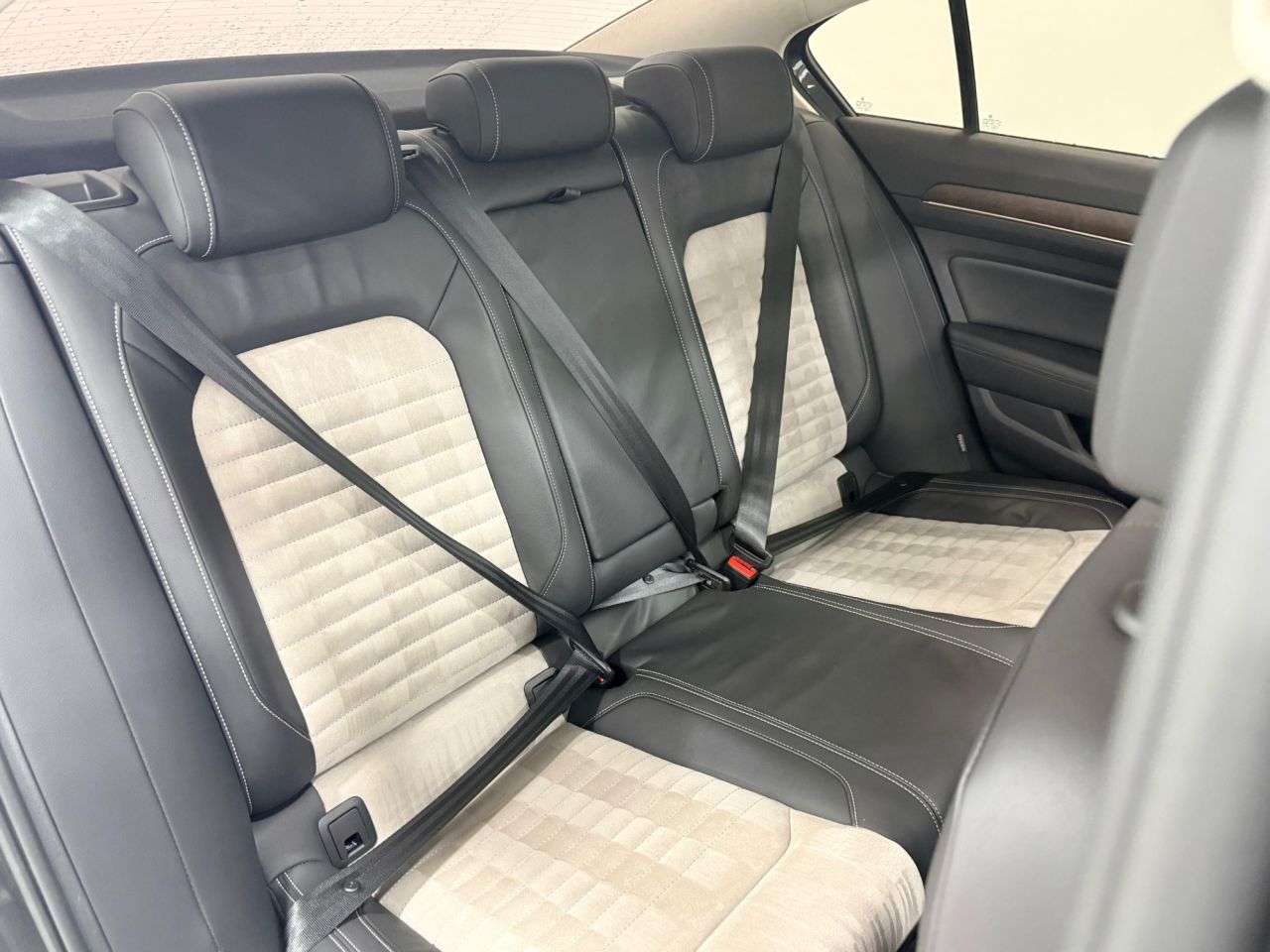 2019 VOLKSWAGEN PASSAT 2019 VOLKSWAGEN PASSAT