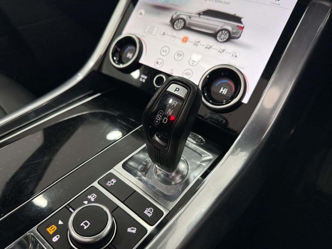 2018 LAND ROVER RANGE ROVER SPORT 2018 LAND ROVER RANGE ROVER SPORT