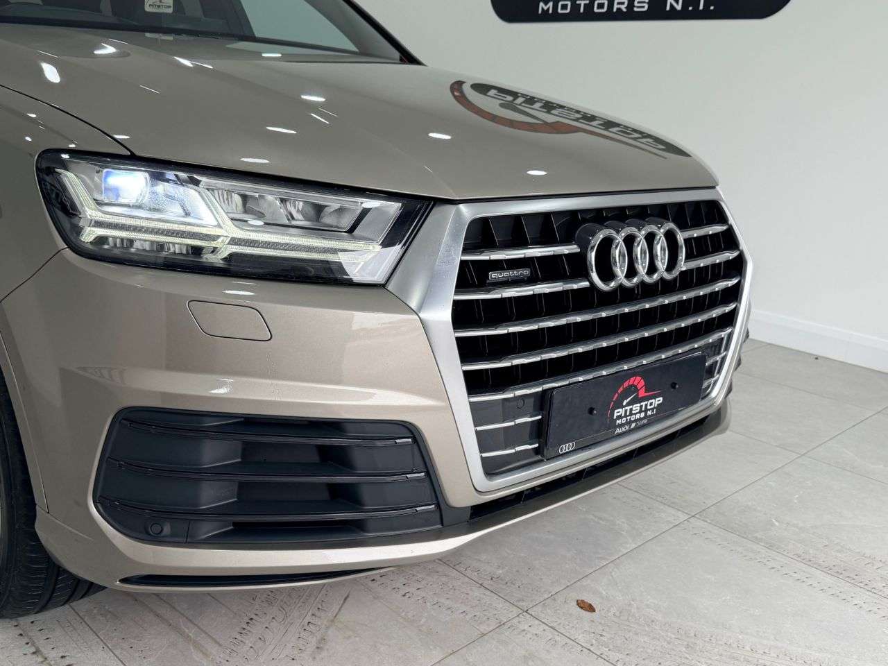 2016 AUDI Q7 2016 AUDI Q7
