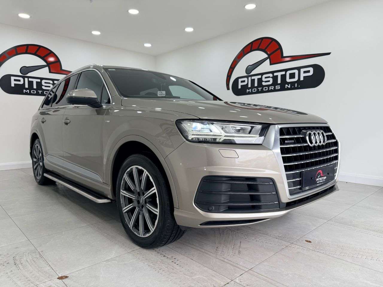 2016 AUDI Q7 2016 AUDI Q7