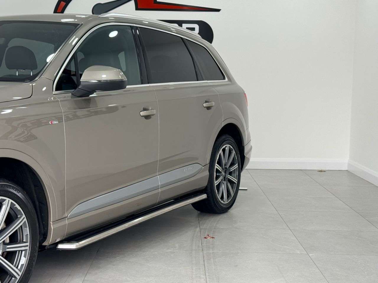 2016 AUDI Q7 2016 AUDI Q7