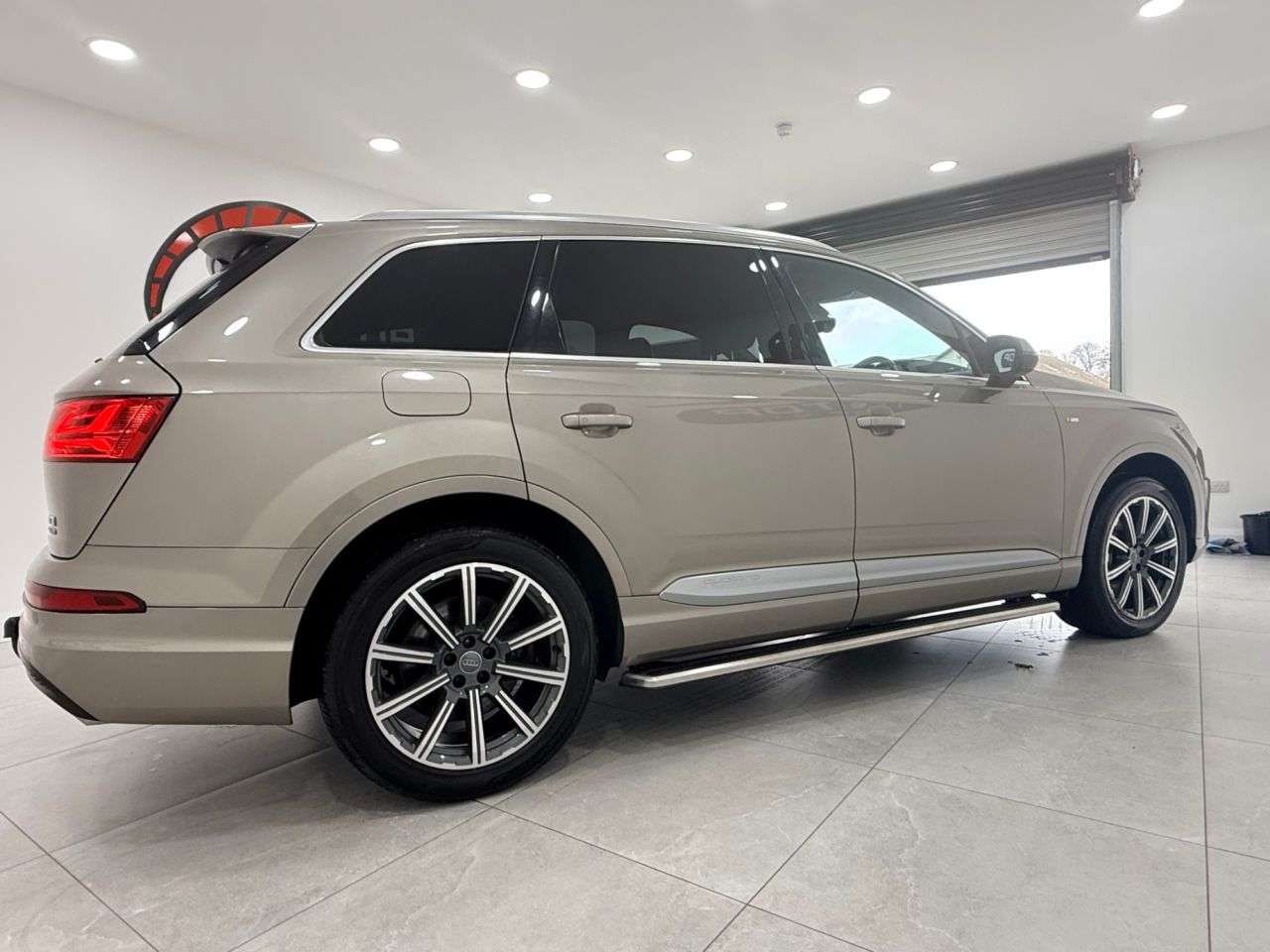 2016 AUDI Q7 2016 AUDI Q7