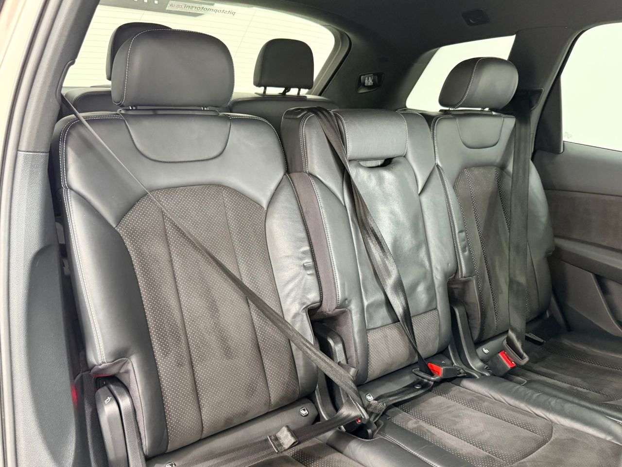 2016 AUDI Q7 2016 AUDI Q7