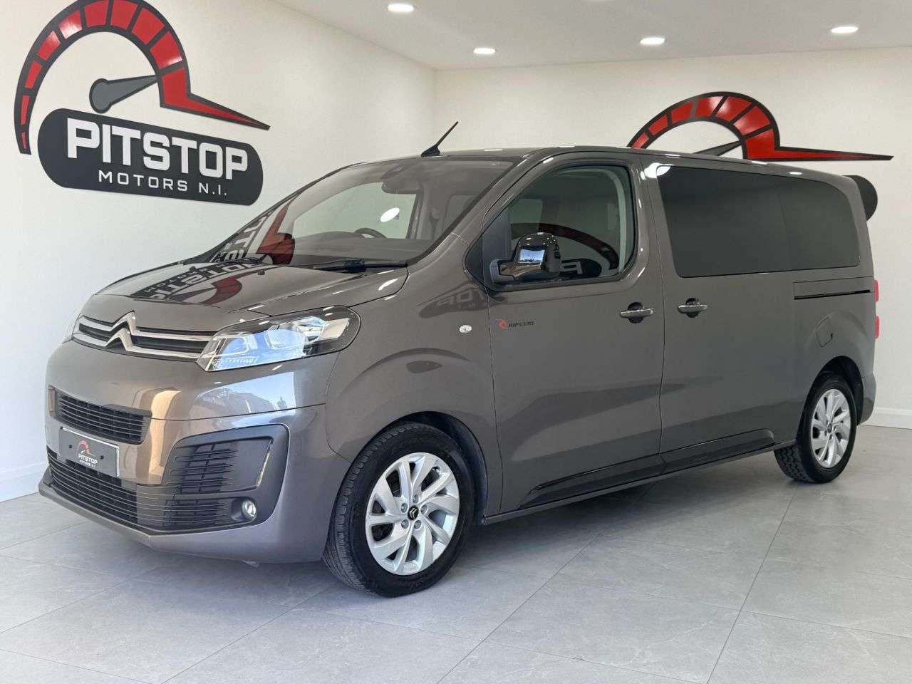 A 2019 CITROEN SPACETOURER 2.0 BlueHDi Rip Curl M MPV 5dr Diesel Manual MWB Euro 6 (s/s) (150 ps) A 2019 CITROEN SPACETOURER 2.0 BlueHDi Rip Curl M MPV 5dr Diesel Manual MWB Euro 6 (s/s) (150 ps)