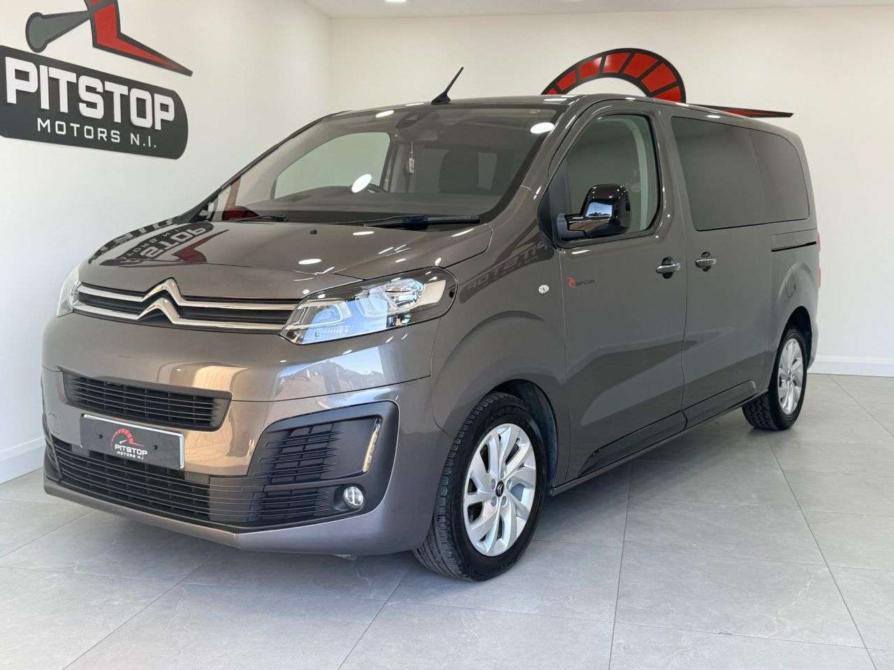 A 2019 CITROEN SPACETOURER 2.0 BlueHDi Rip Curl M MPV 5dr Diesel Manual MWB Euro 6 (s/s) (150 ps) A 2019 CITROEN SPACETOURER 2.0 BlueHDi Rip Curl M MPV 5dr Diesel Manual MWB Euro 6 (s/s) (150 ps)