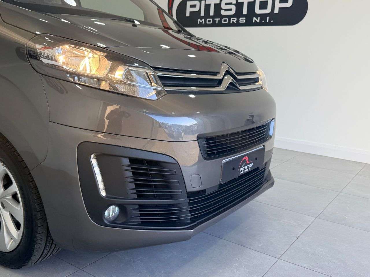A 2019 CITROEN SPACETOURER 2.0 BlueHDi Rip Curl M MPV 5dr Diesel Manual MWB Euro 6 (s/s) (150 ps) A 2019 CITROEN SPACETOURER 2.0 BlueHDi Rip Curl M MPV 5dr Diesel Manual MWB Euro 6 (s/s) (150 ps)