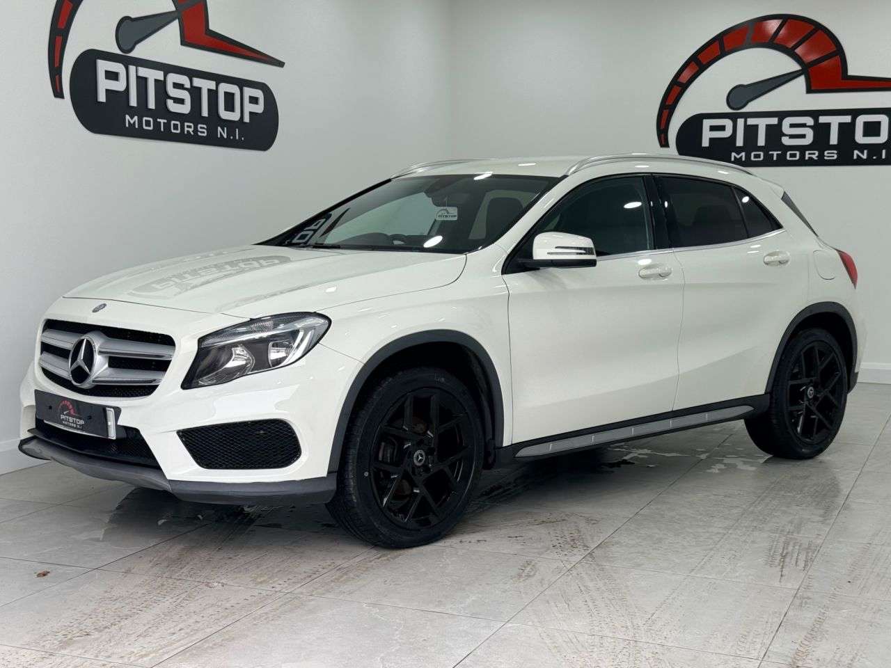 A 2016 MERCEDES-BENZ GLA 2.1 GLA200d AMG Line SUV 5dr Diesel 7G-DCT Euro 6 (s/s) (136 ps) A 2016 MERCEDES-BENZ GLA 2.1 GLA200d AMG Line SUV 5dr Diesel 7G-DCT Euro 6 (s/s) (136 ps)