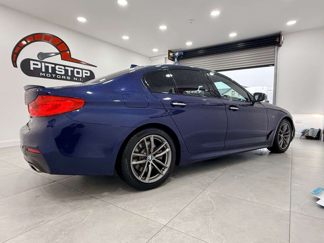 2018 BMW 5 SERIES 2018 BMW 5 SERIES