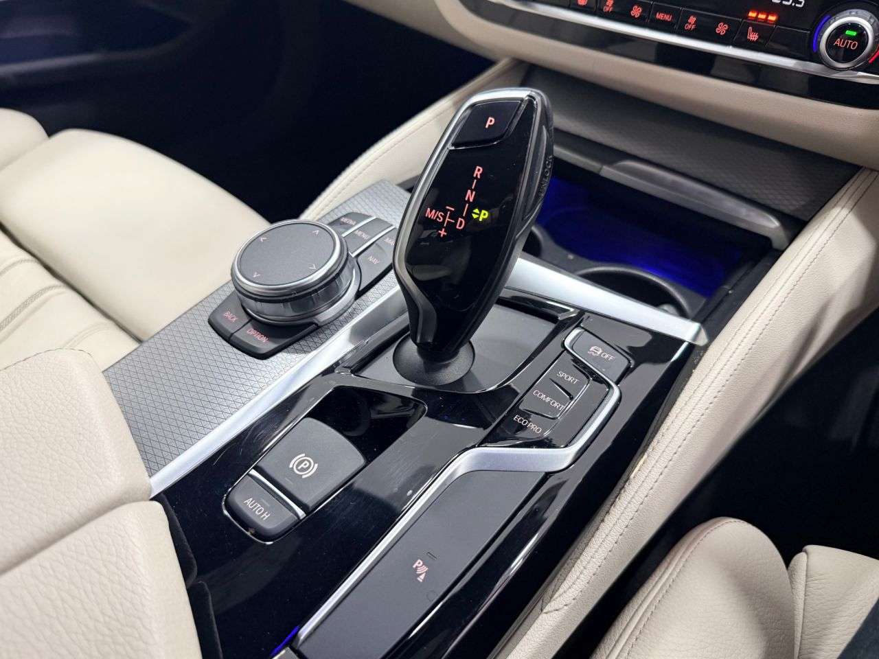 2018 BMW 5 SERIES 2018 BMW 5 SERIES