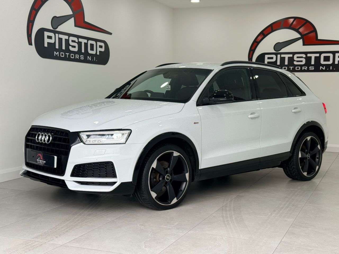 A 2018 AUDI Q3 1.4 TFSI CoD Black Edition SUV 5dr Petrol Manual Euro 6 (s/s) (150 ps) A 2018 AUDI Q3 1.4 TFSI CoD Black Edition SUV 5dr Petrol Manual Euro 6 (s/s) (150 ps)