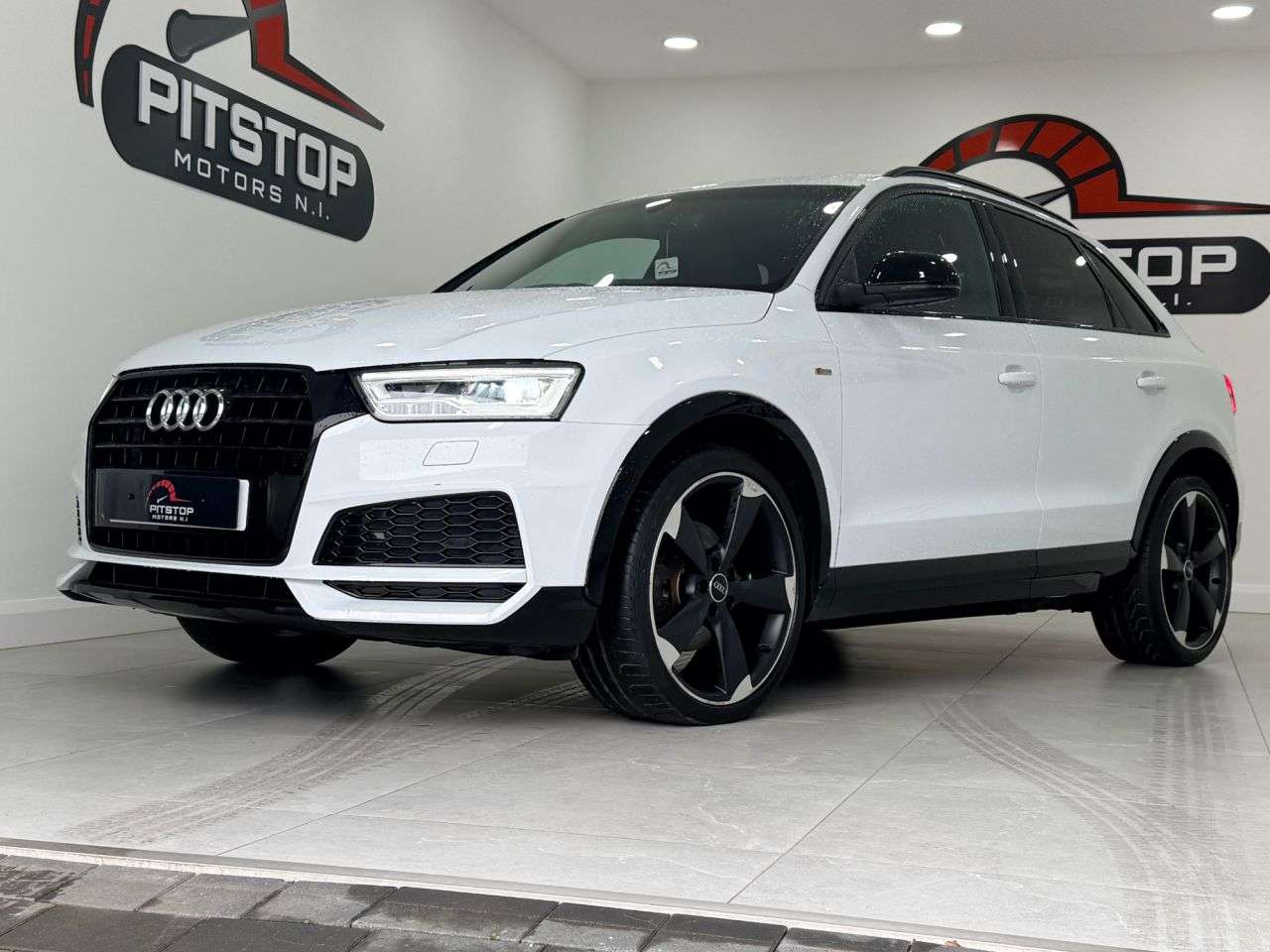 A 2018 AUDI Q3 1.4 TFSI CoD Black Edition SUV 5dr Petrol Manual Euro 6 (s/s) (150 ps) A 2018 AUDI Q3 1.4 TFSI CoD Black Edition SUV 5dr Petrol Manual Euro 6 (s/s) (150 ps)