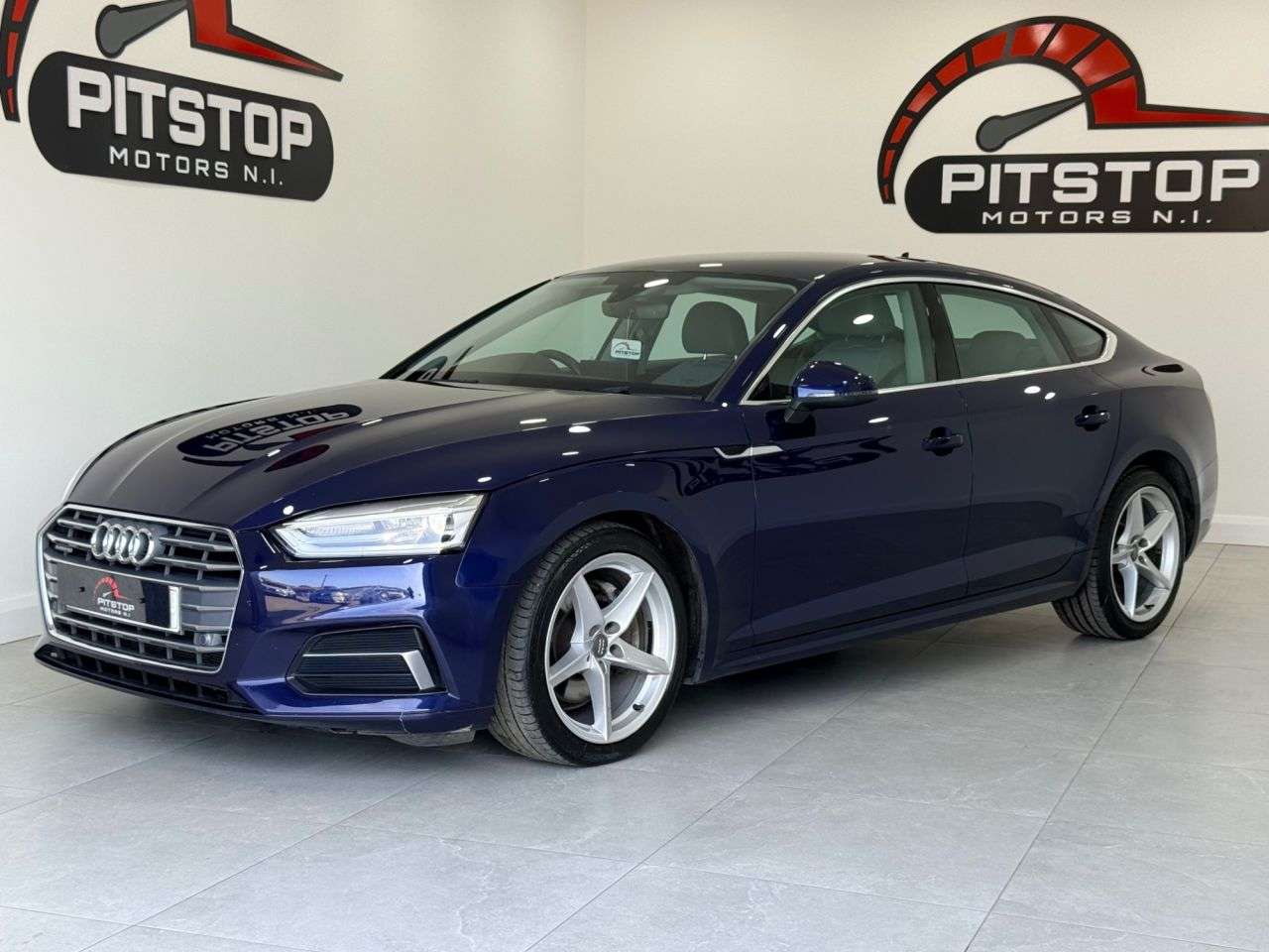 A 2019 AUDI A5 2.0 TDI 40 Sport Sportback 5dr Diesel S Tronic quattro Euro 6 (s/s) (190 ps A 2019 AUDI A5 2.0 TDI 40 Sport Sportback 5dr Diesel S Tronic quattro Euro 6 (s/s) (190 ps