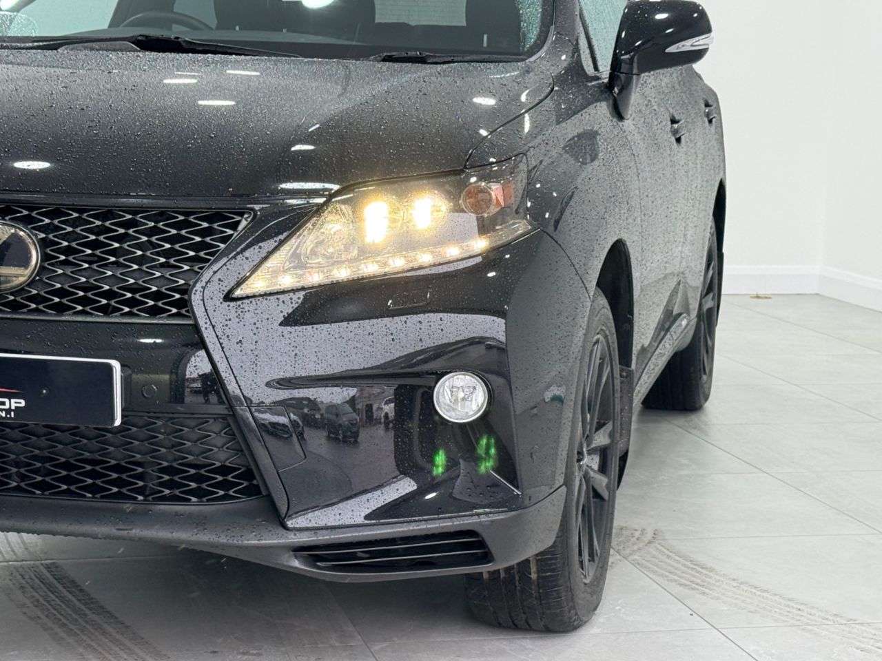 A 2015 LEXUS RX 3.5 450h V6 F Sport SUV 5dr Petrol Hybrid CVT 4WD Euro 5 (s/s) (299 ps) A 2015 LEXUS RX 3.5 450h V6 F Sport SUV 5dr Petrol Hybrid CVT 4WD Euro 5 (s/s) (299 ps)