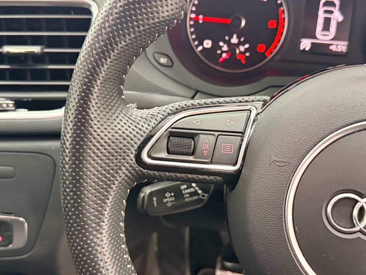 2018 AUDI Q3 2018 AUDI Q3