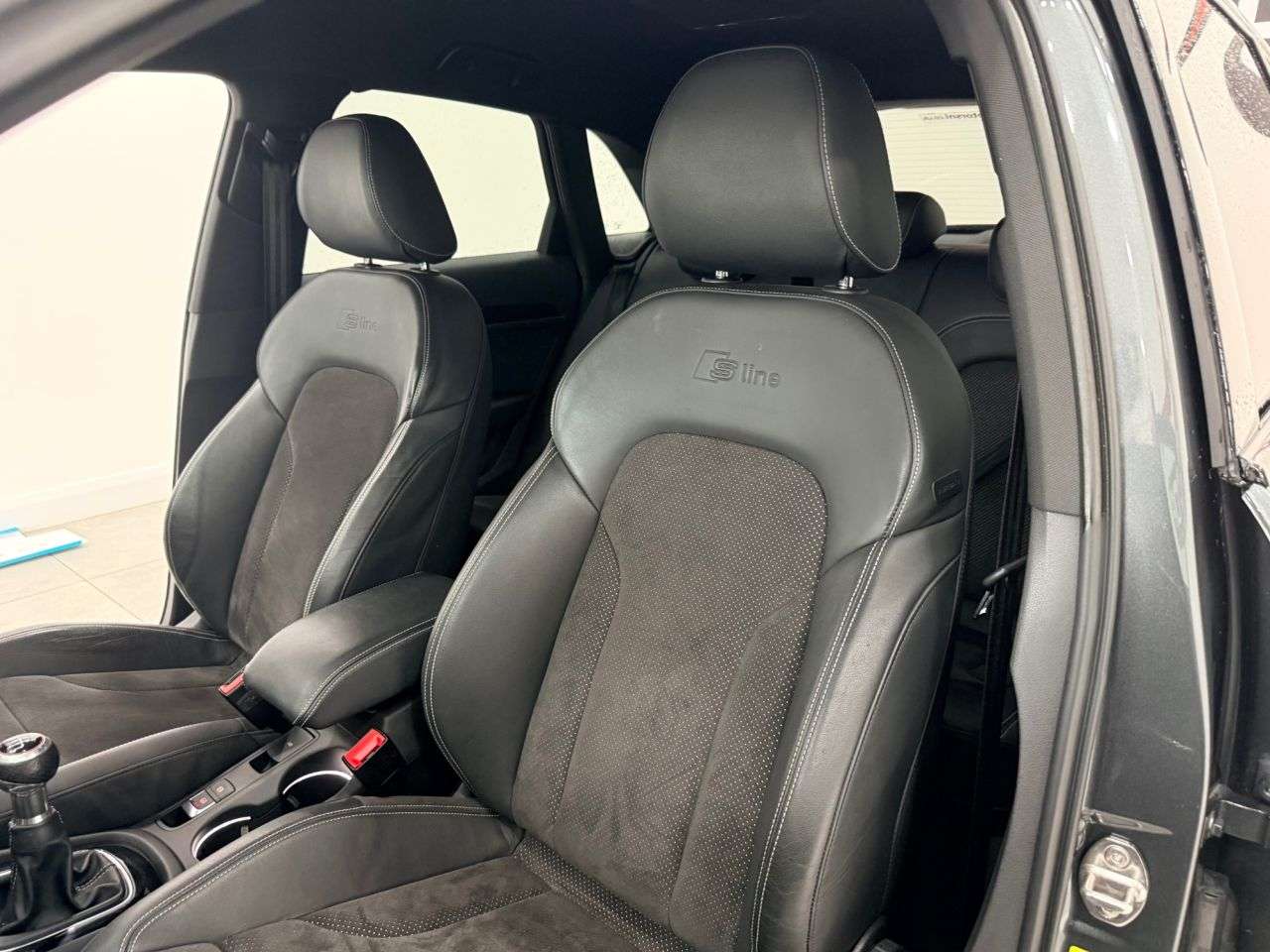2018 AUDI Q3 2018 AUDI Q3