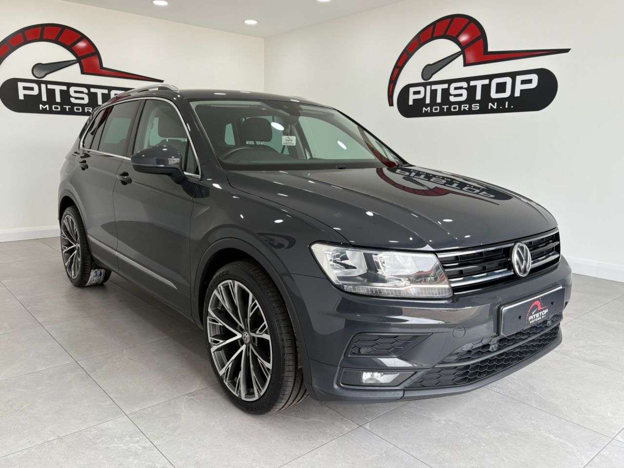 2018 VOLKSWAGEN TIGUAN 2018 VOLKSWAGEN TIGUAN