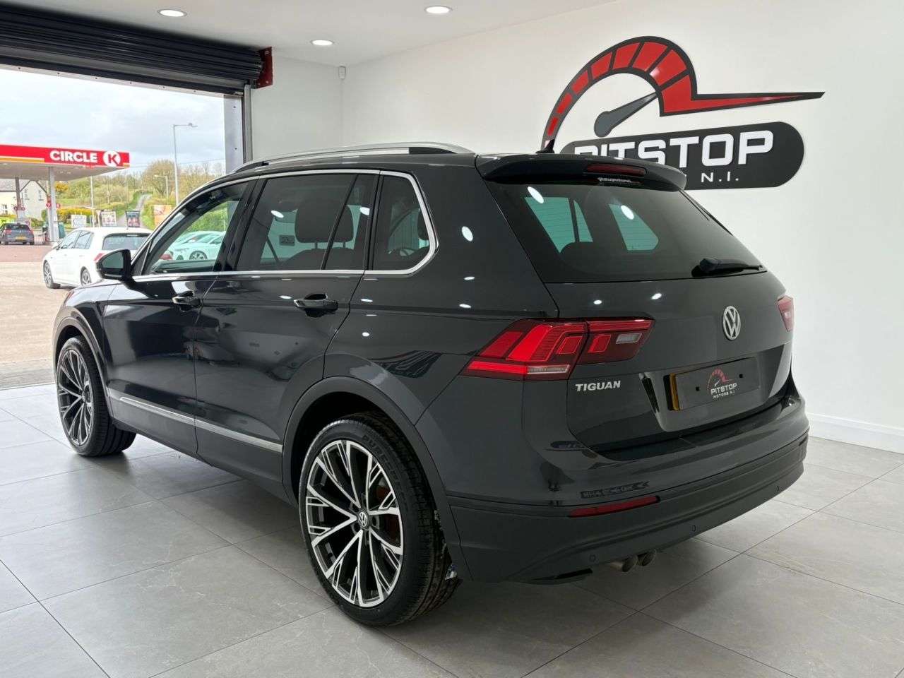 2018 VOLKSWAGEN TIGUAN 2018 VOLKSWAGEN TIGUAN