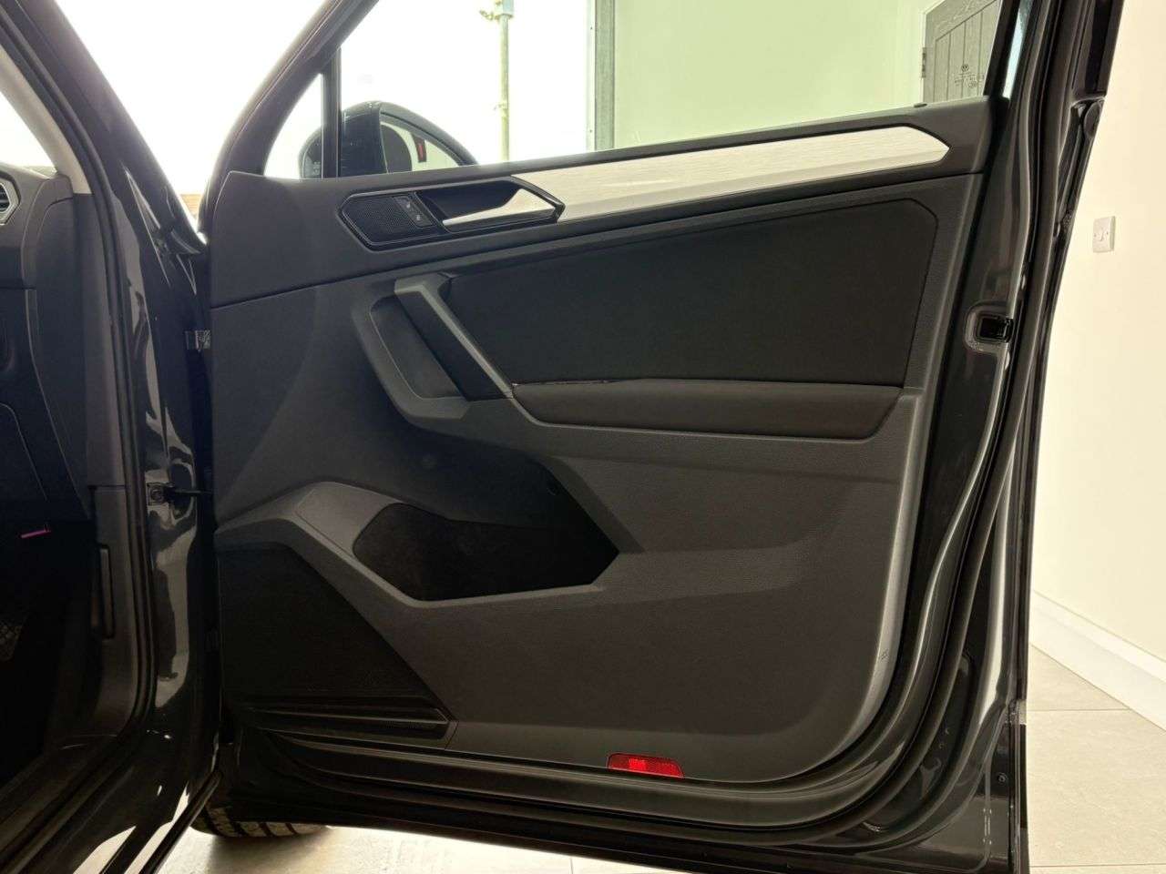2018 VOLKSWAGEN TIGUAN 2018 VOLKSWAGEN TIGUAN