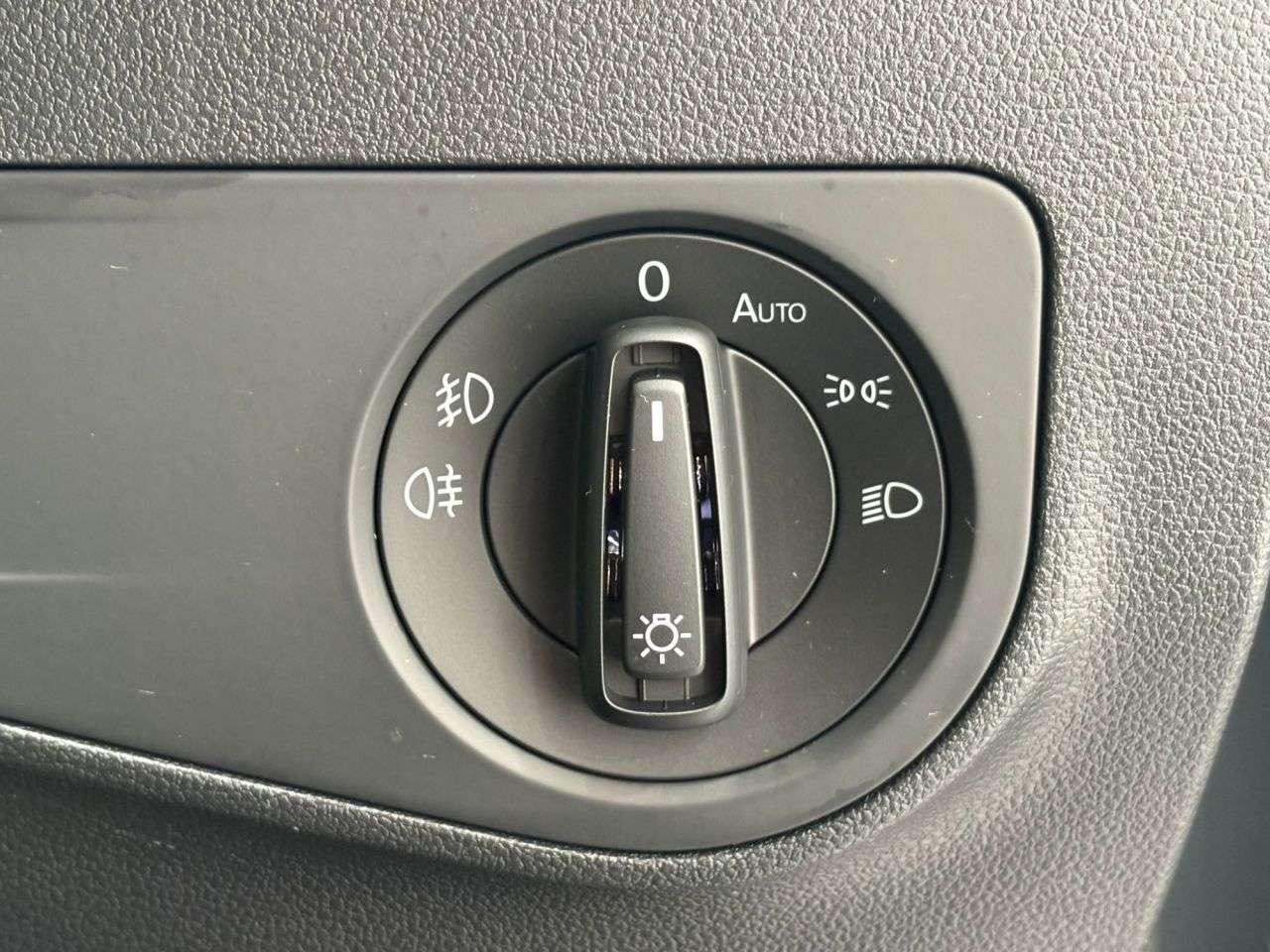 2018 VOLKSWAGEN TIGUAN 2018 VOLKSWAGEN TIGUAN
