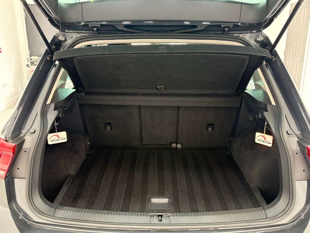 2018 VOLKSWAGEN TIGUAN 2018 VOLKSWAGEN TIGUAN