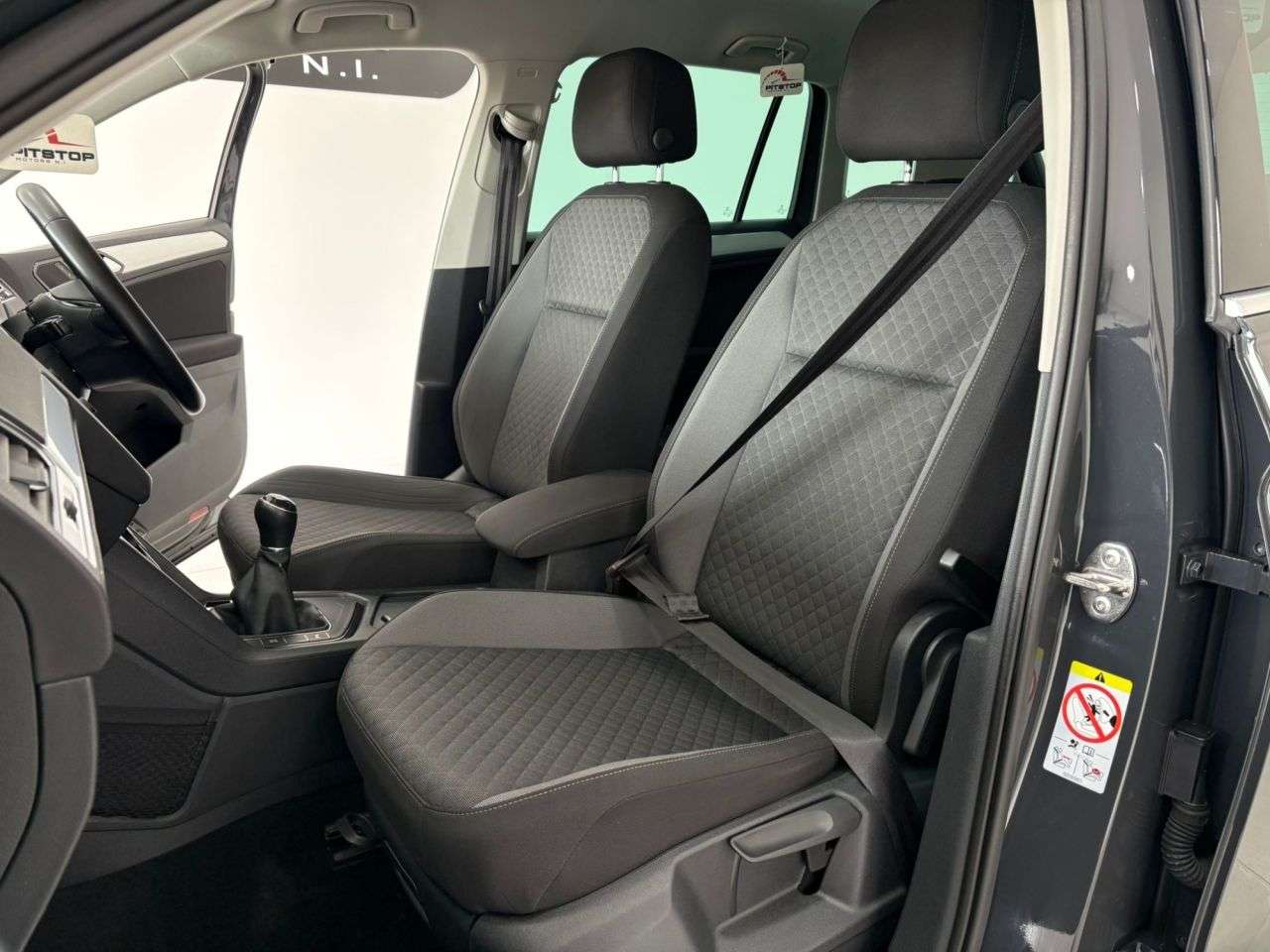 2018 VOLKSWAGEN TIGUAN 2018 VOLKSWAGEN TIGUAN