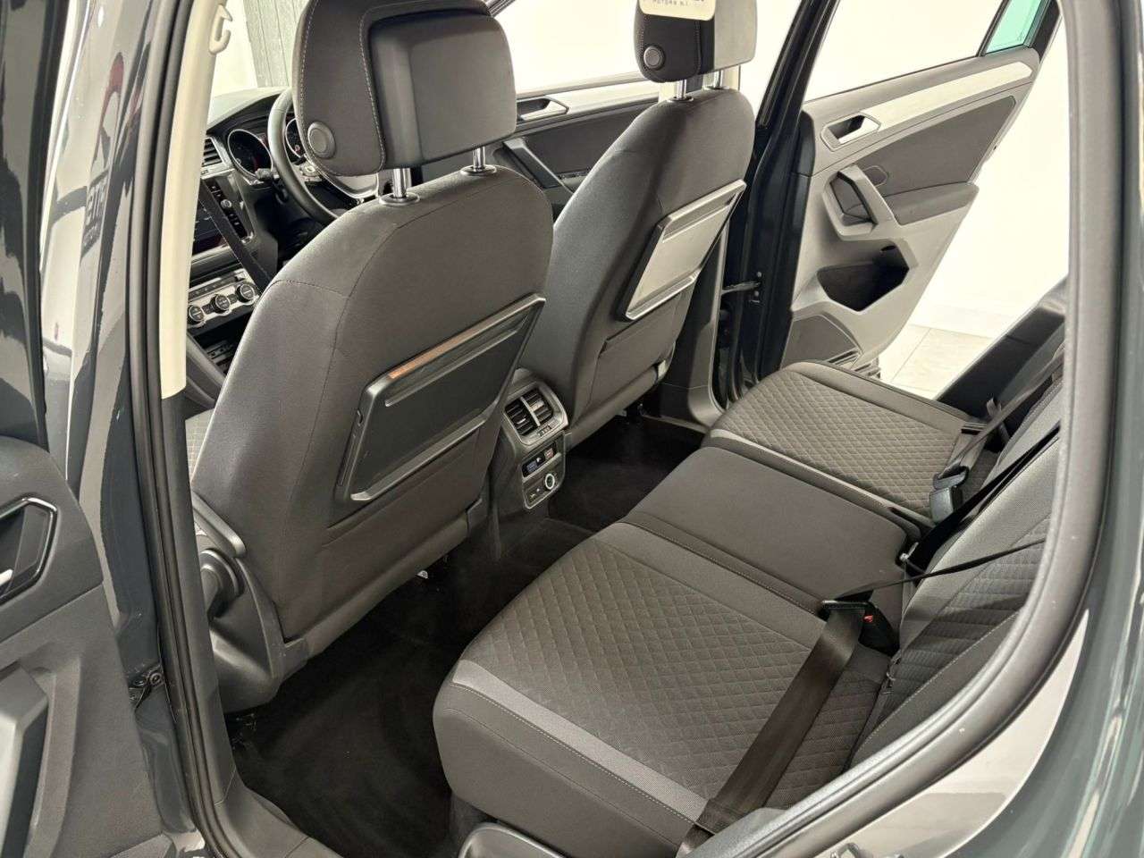 2018 VOLKSWAGEN TIGUAN 2018 VOLKSWAGEN TIGUAN