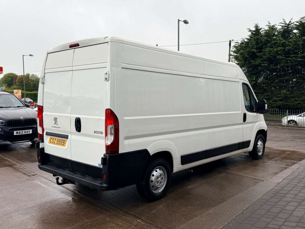 A 2019 PEUGEOT BOXER 2.0 BlueHDi 335 Professional Panel Van 5dr Diesel Manual L3 H2 Euro 6 (130 A 2019 PEUGEOT BOXER 2.0 BlueHDi 335 Professional Panel Van 5dr Diesel Manual L3 H2 Euro 6 (130