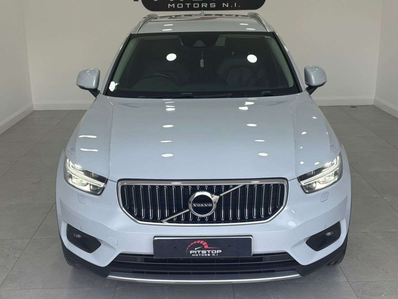 2019 VOLVO XC40 2019 VOLVO XC40