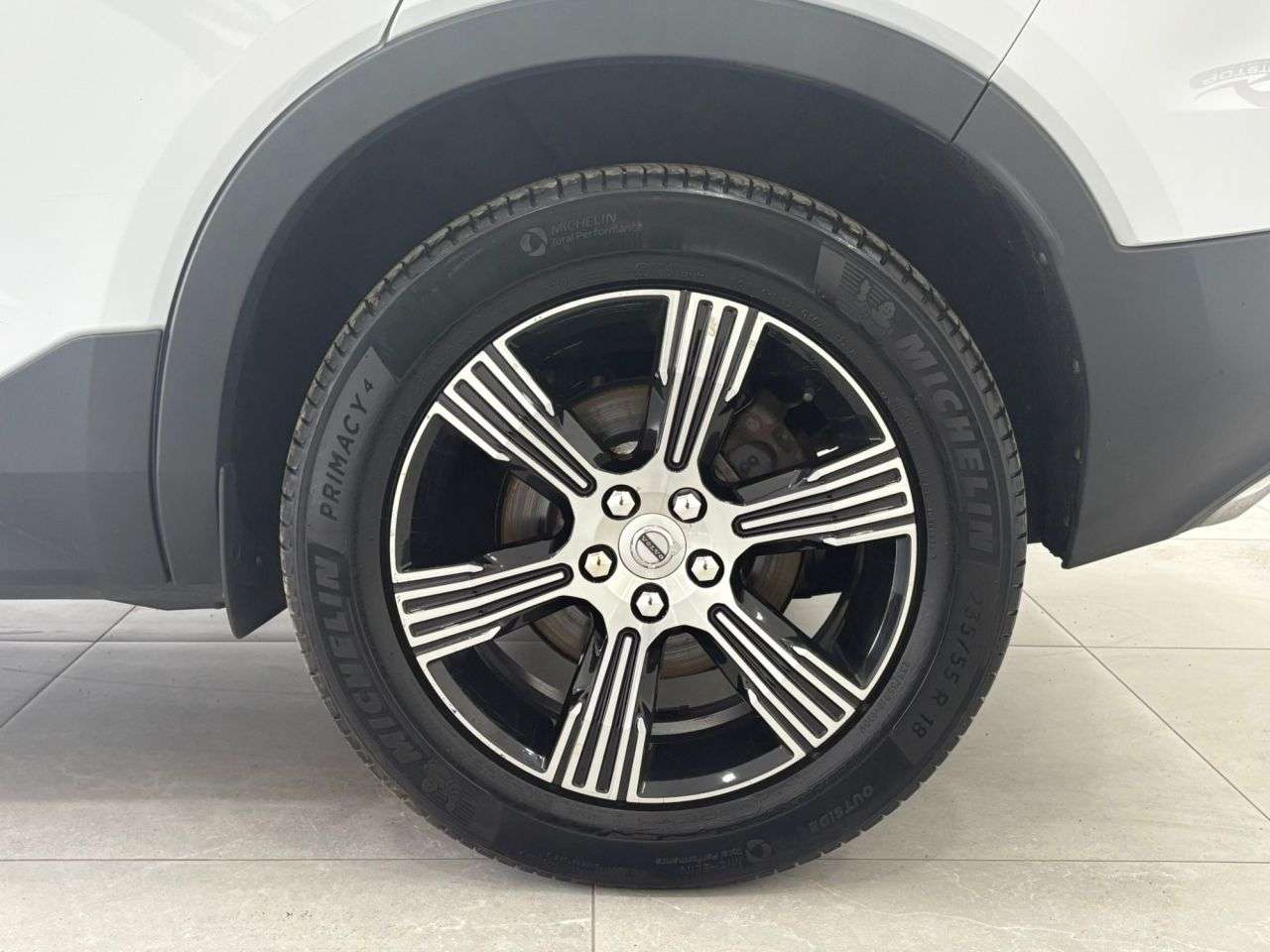 2019 VOLVO XC40 2019 VOLVO XC40