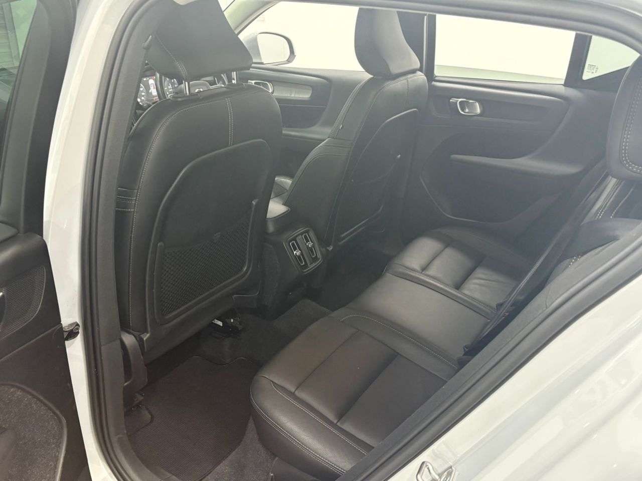 2019 VOLVO XC40 2019 VOLVO XC40