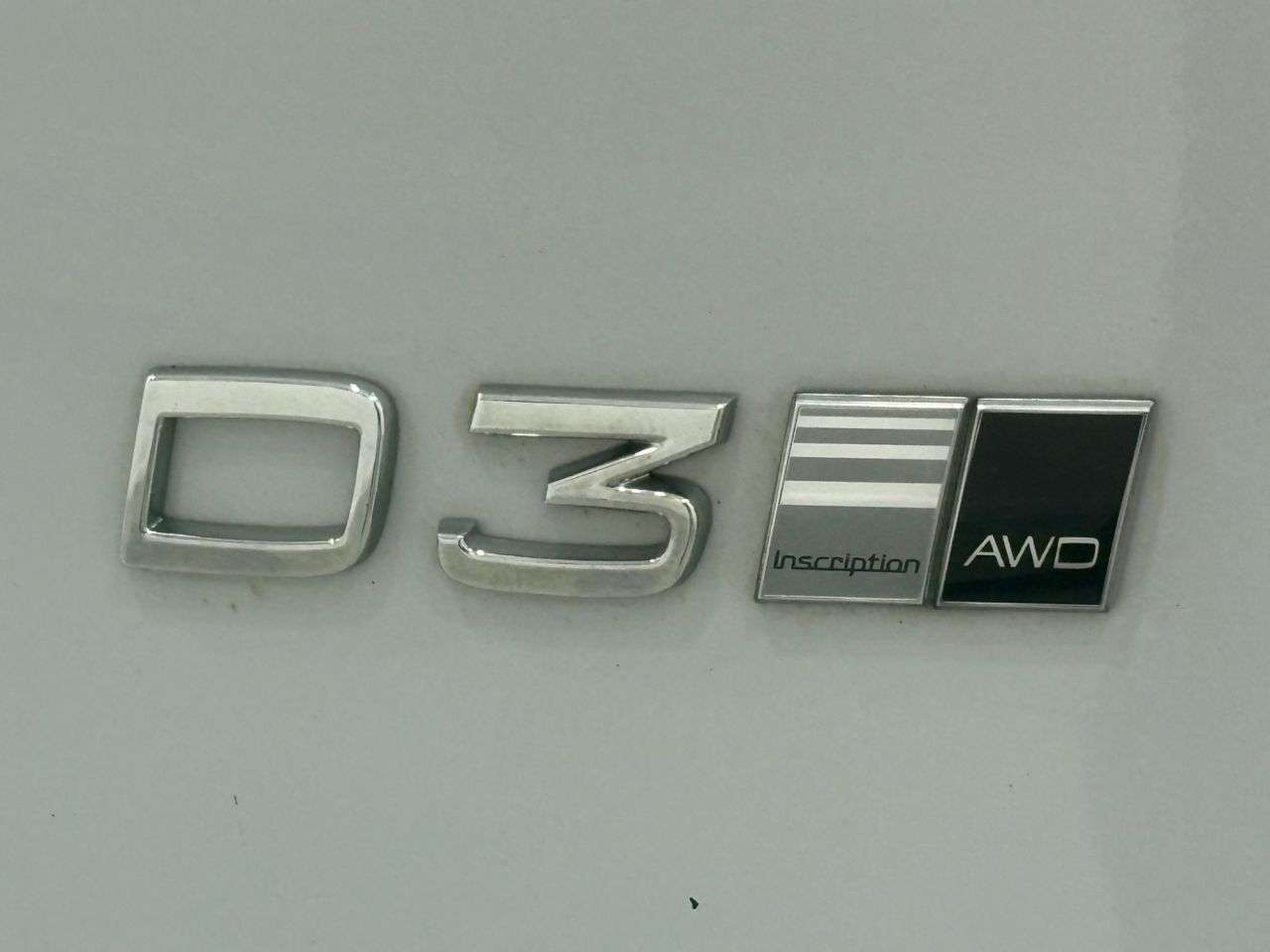 2019 VOLVO XC40 2019 VOLVO XC40