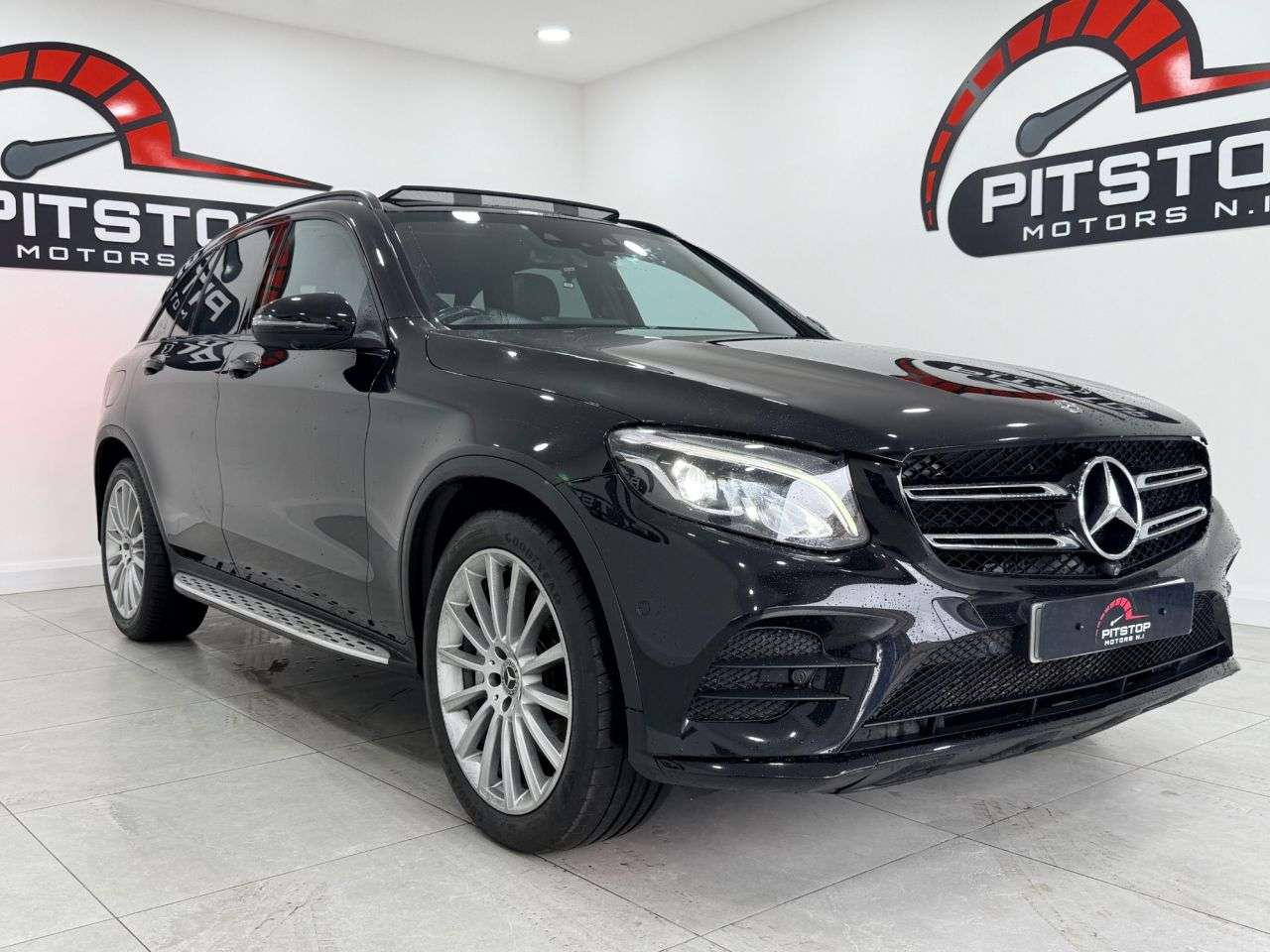 A 2019 MERCEDES-BENZ GLC 2.0 GLC250 AMG Night Edition SUV 5dr Petrol G-Tronic+ 4MATIC Euro 6 (s/s) ( A 2019 MERCEDES-BENZ GLC 2.0 GLC250 AMG Night Edition SUV 5dr Petrol G-Tronic+ 4MATIC Euro 6 (s/s) (