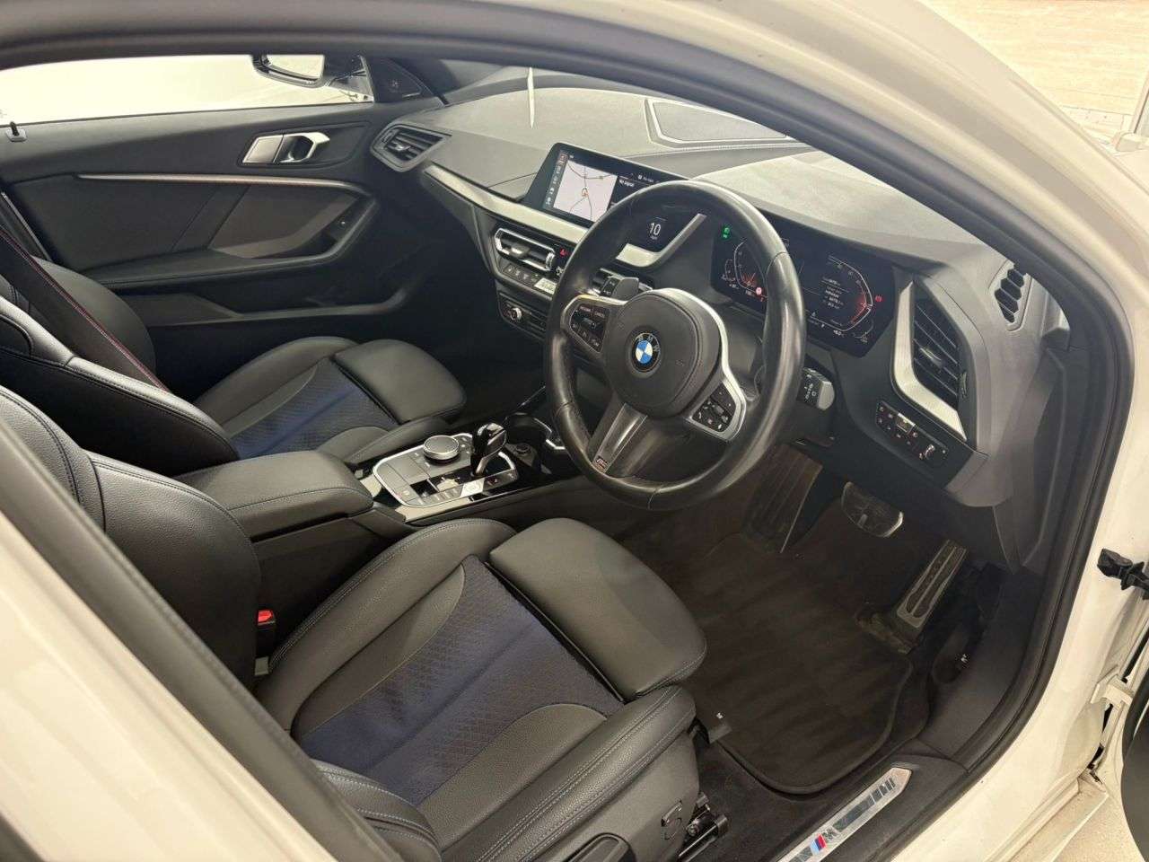 2022 BMW 1 SERIES 2022 BMW 1 SERIES