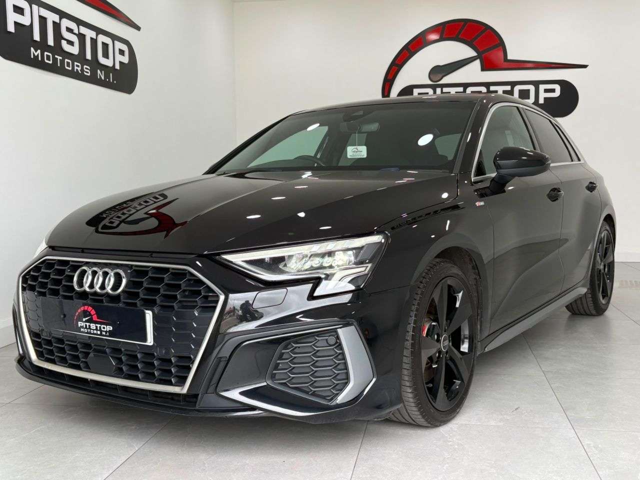 A 2021 AUDI A3 SPORTBACK TFSI S LINE A 2021 AUDI A3 SPORTBACK TFSI S LINE