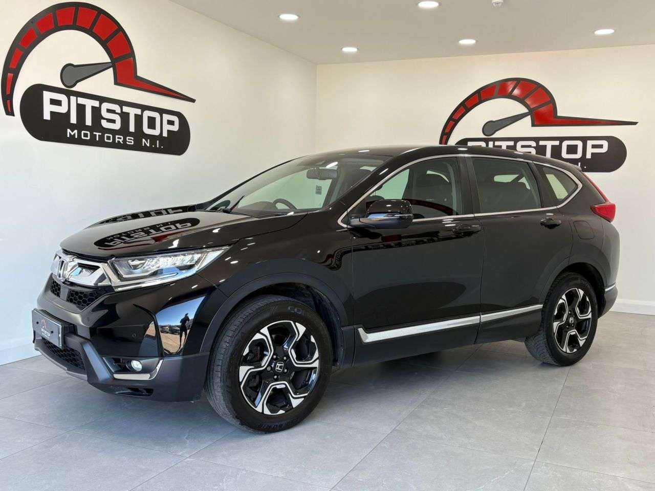 A 2019 HONDA CR-V 1.5 VTEC Turbo SE SUV 5dr Petrol CVT 4WD Euro 6 (193 ps) A 2019 HONDA CR-V 1.5 VTEC Turbo SE SUV 5dr Petrol CVT 4WD Euro 6 (193 ps)