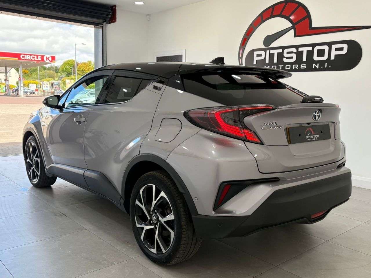 2018 TOYOTA C-HR 2018 TOYOTA C-HR