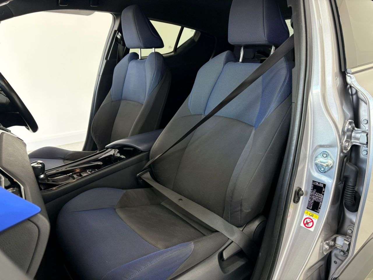2018 TOYOTA C-HR 2018 TOYOTA C-HR