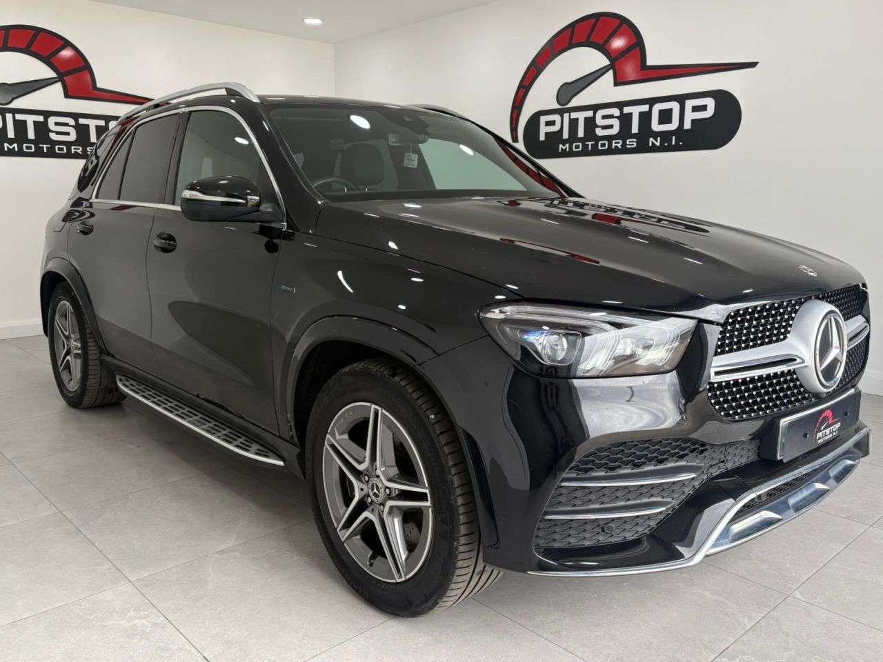 A 2021 MERCEDES-BENZ GLE 2.0 GLE350de 31.2kWh AMG Line (Premium) SUV 5dr Diesel Plug-in Hybrid G-Tro A 2021 MERCEDES-BENZ GLE 2.0 GLE350de 31.2kWh AMG Line (Premium) SUV 5dr Diesel Plug-in Hybrid G-Tro