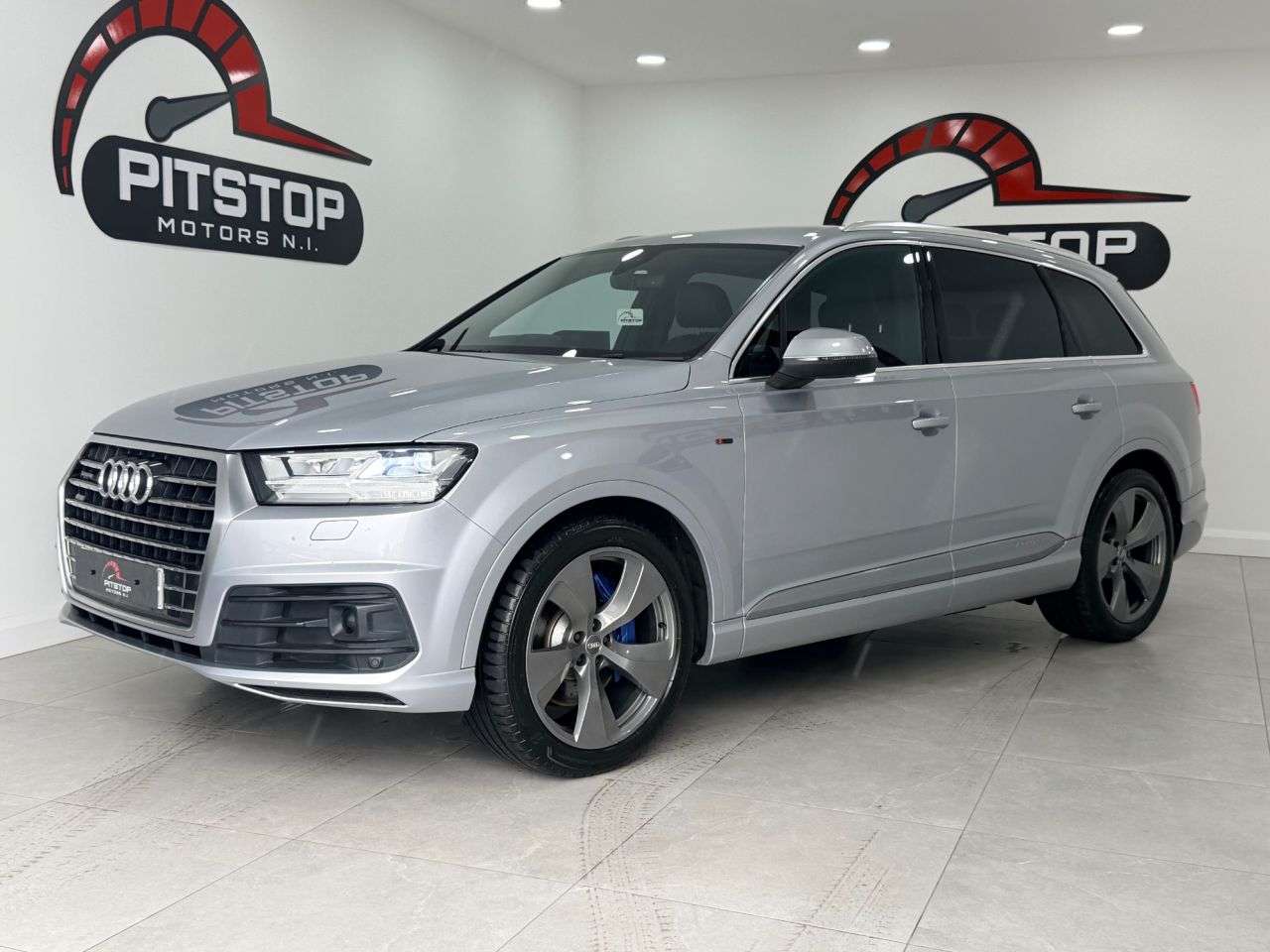 A 2015 AUDI Q7 3.0 TDI V6 S line SUV 5dr Diesel Tiptronic quattro Euro 6 (s/s) (272 ps) A 2015 AUDI Q7 3.0 TDI V6 S line SUV 5dr Diesel Tiptronic quattro Euro 6 (s/s) (272 ps)