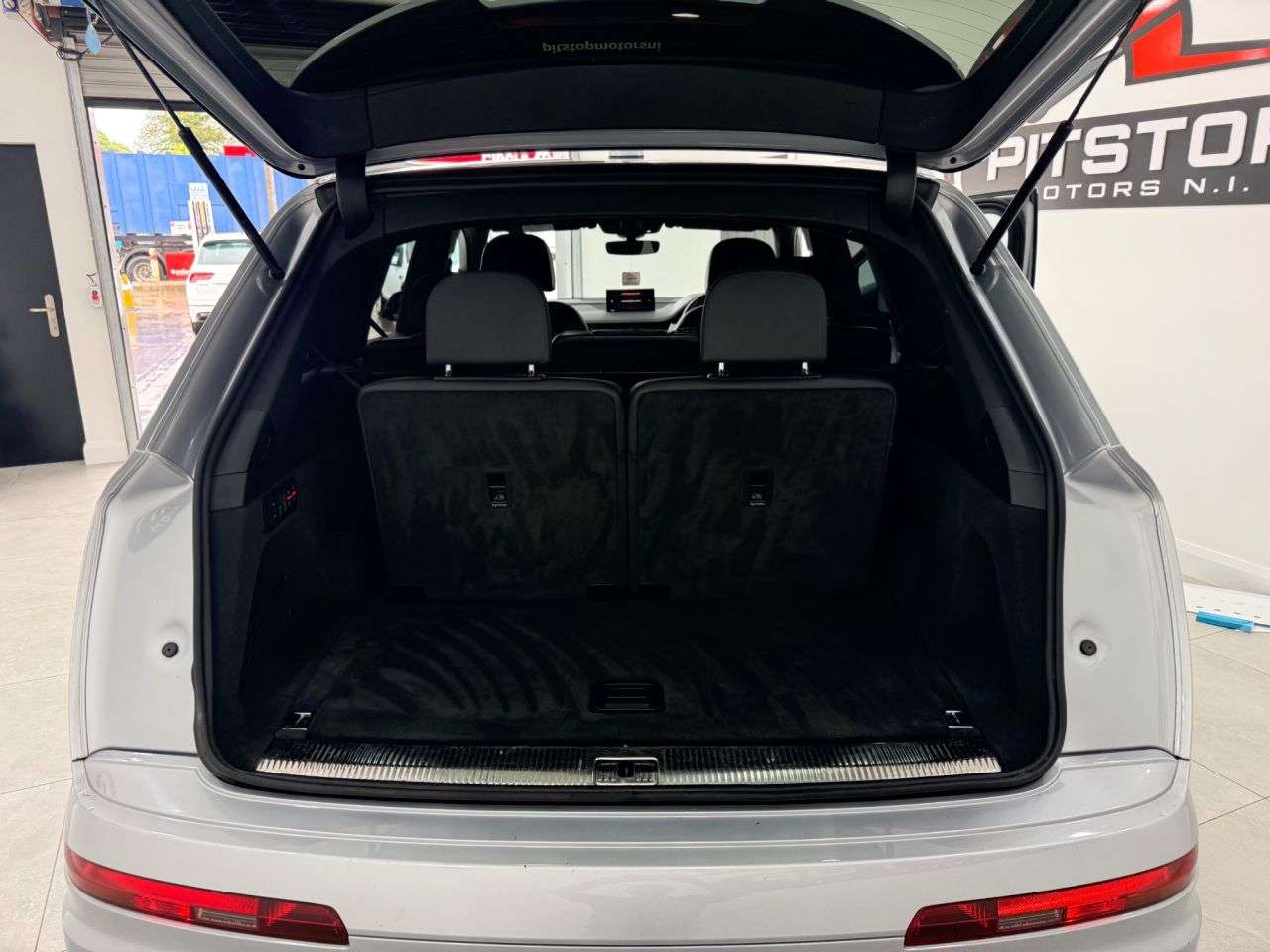 2015 AUDI Q7 2015 AUDI Q7