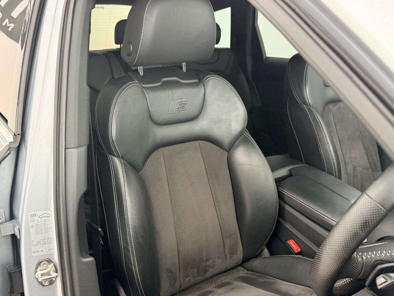 2015 AUDI Q7 2015 AUDI Q7