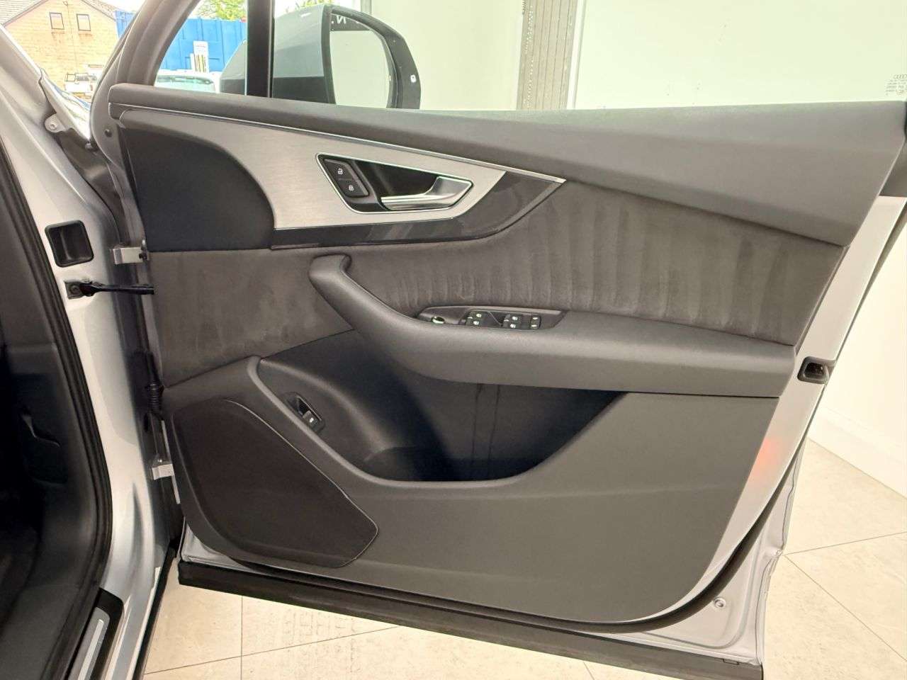 2015 AUDI Q7 2015 AUDI Q7