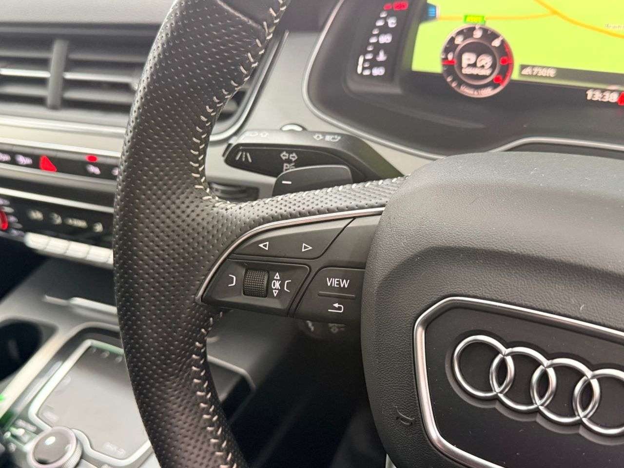2015 AUDI Q7 2015 AUDI Q7