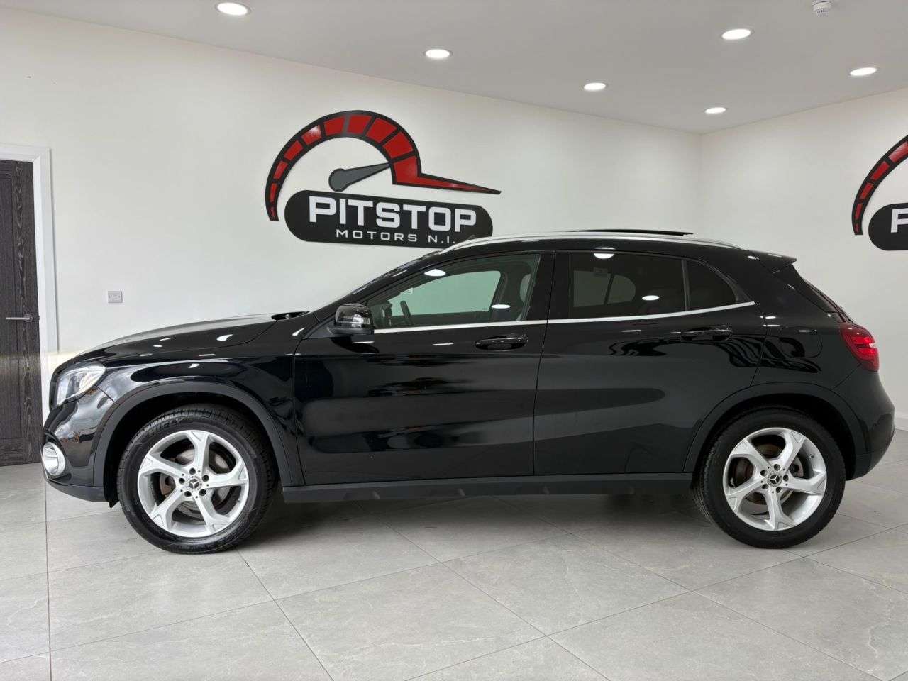 2019 MERCEDES-BENZ GLA 2019 MERCEDES-BENZ GLA