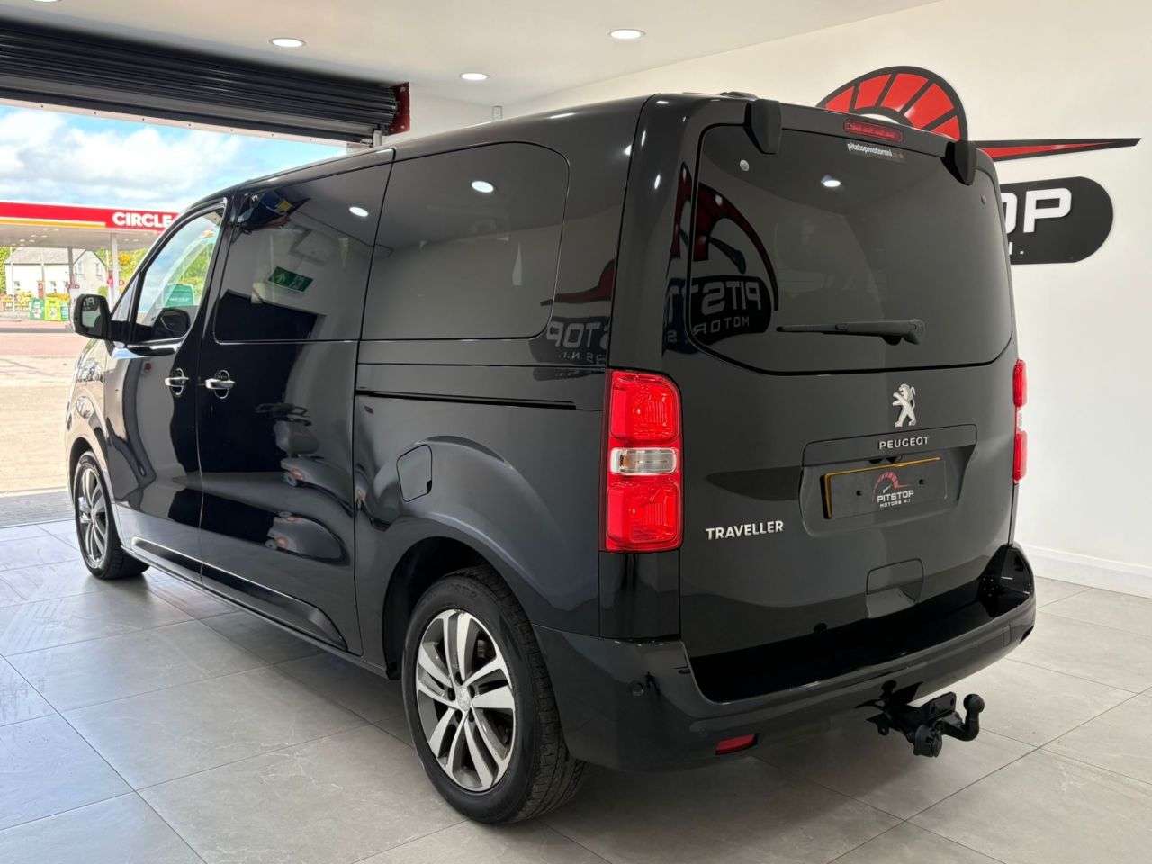 2018 PEUGEOT TRAVELLER 2018 PEUGEOT TRAVELLER